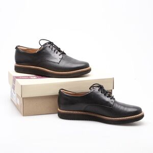 Clarks oxfords